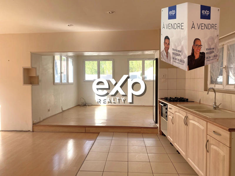 Maison - 93 m² - 4 pièces