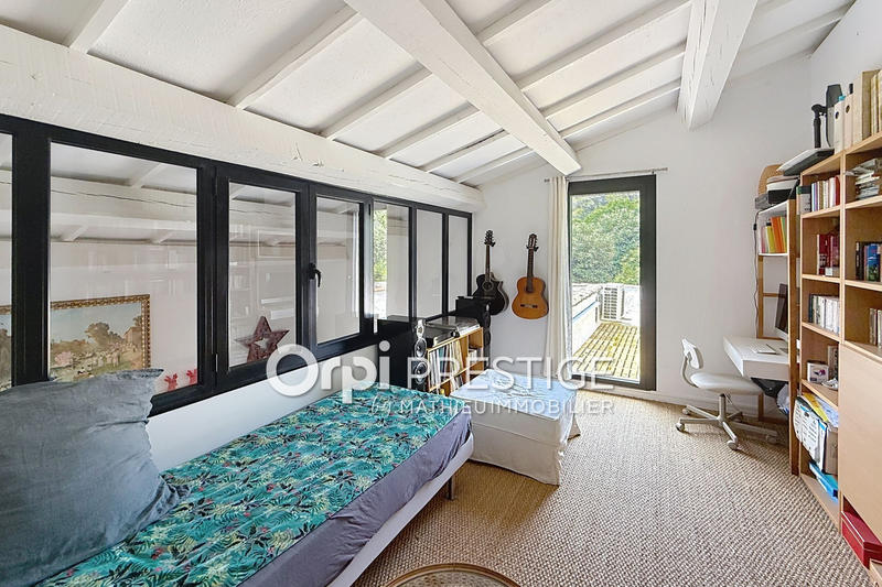 Maison - 170 m² - 6 pièces