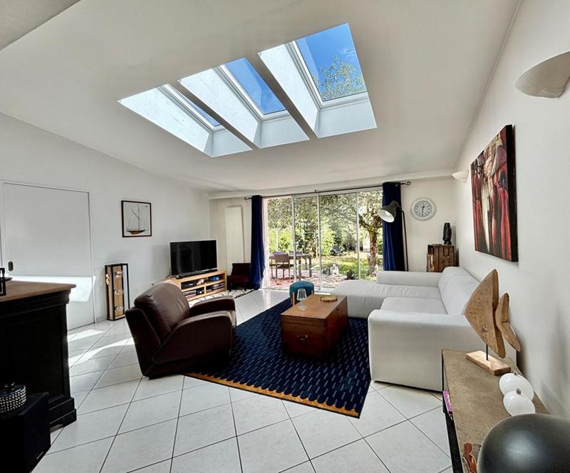 Maison - 150 m² - 6 pièces