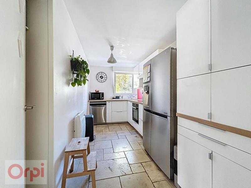 Appartement - 101 m² - 4 pièces