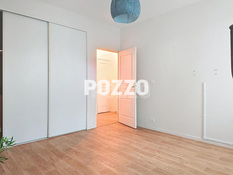 Appartement - 85 m² - 3 pièces