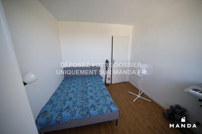 Chambre - 10 m² - 4 pièces