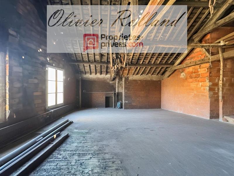 Grange - 160 m² - 2 pièces