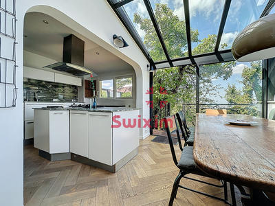 Maison - 209 m² - 8 pièces