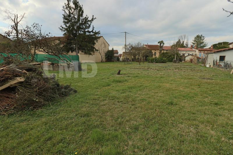 Terrain - 1 320 m²