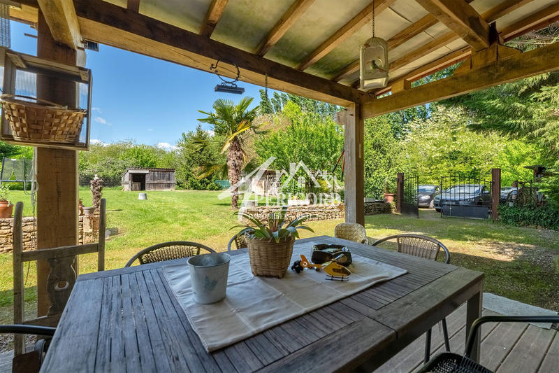 Maison ancienne - 360 m² - 13 pièces