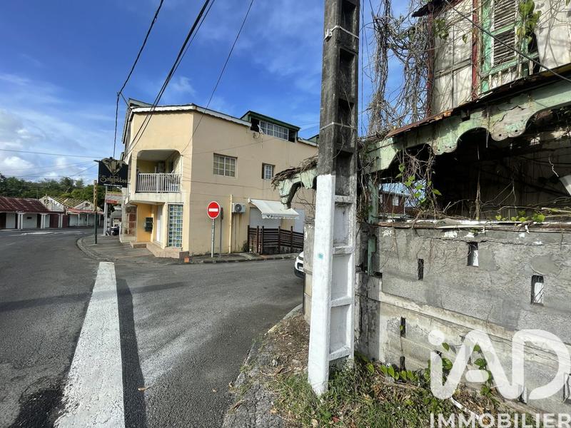 Maison - 200 m² - 6 pièces