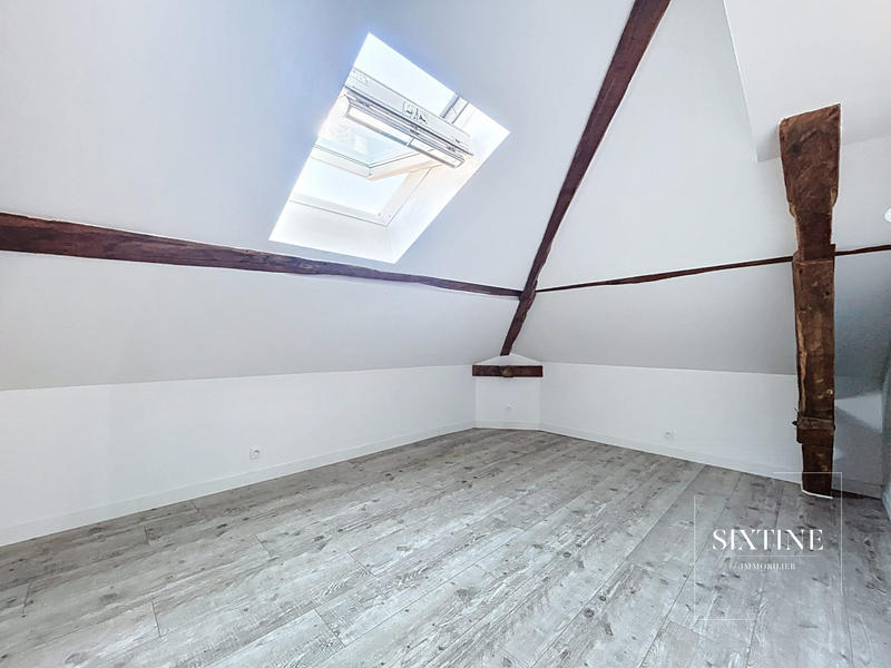 Appartement - 135 m² - 5 pièces