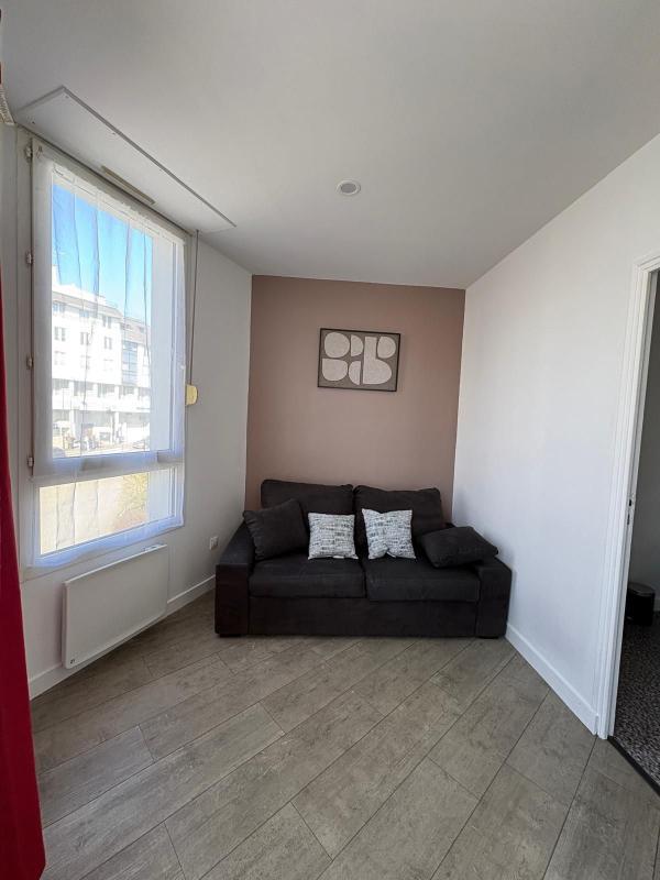 Studio - 18 m² - 1 pièce