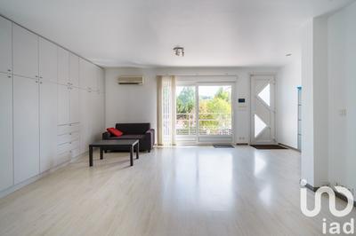 Maison - 104 m² - 4 pièces