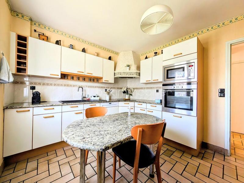 Pavillon - 109 m² - 5 pièces