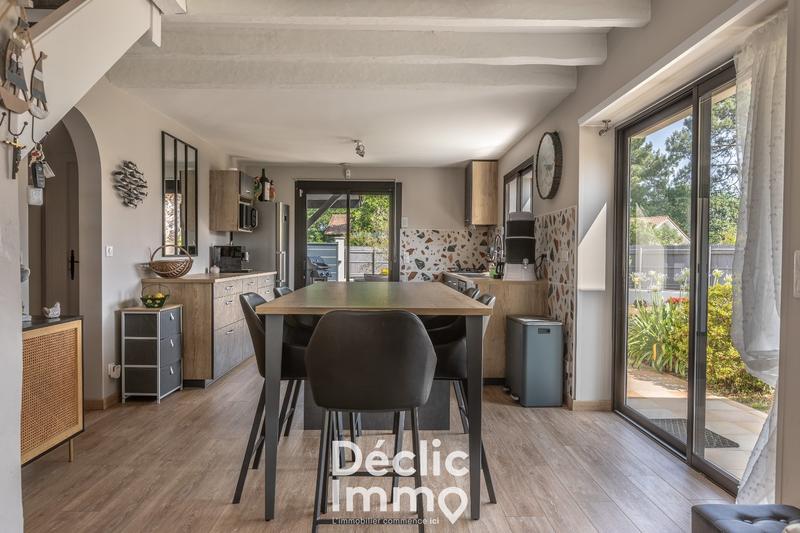 Maison - 140 m² - 7 pièces