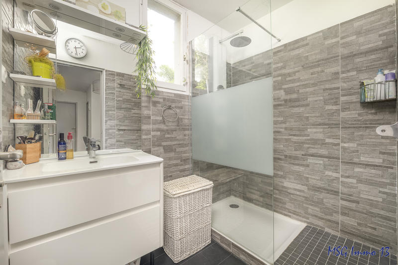 Appartement - 80 m² - 4 pièces