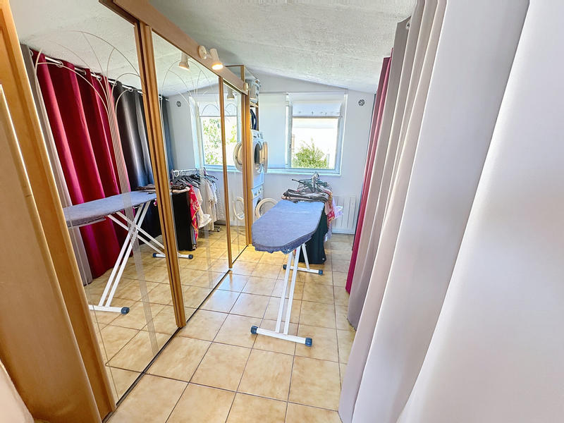 Maison - 168 m² - 6 pièces