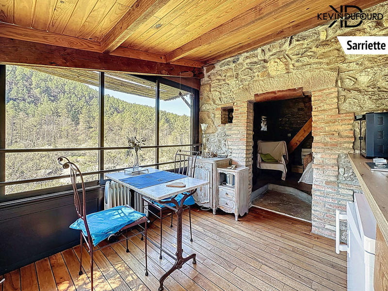 Maison - 488 m² - 19 pièces