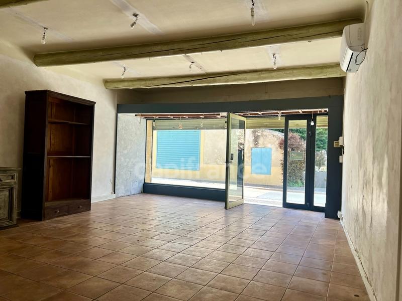 Local commercial - 57 m² - 1 pièce