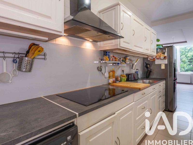 Maison de maîtres - 230 m² - 12 pièces