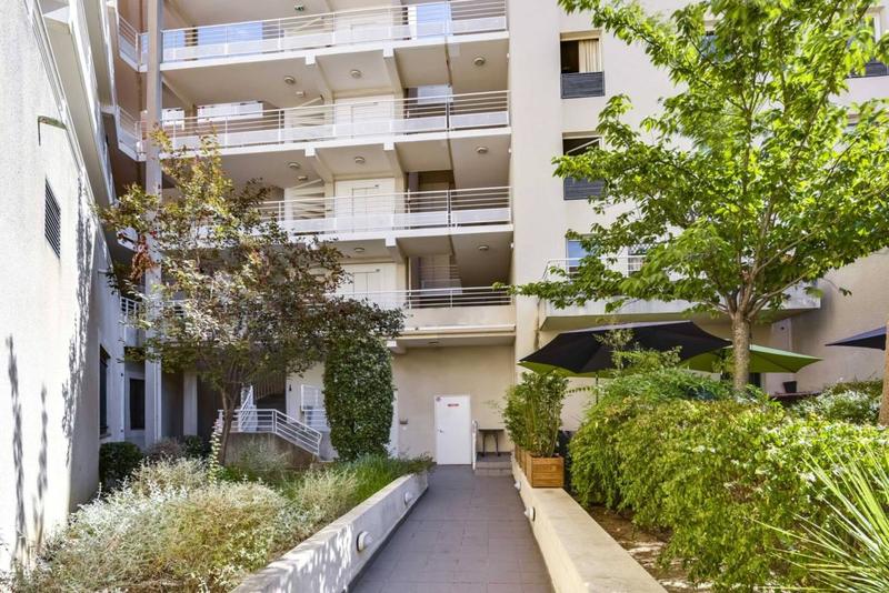 Studio - 18 m² - 1 pièce