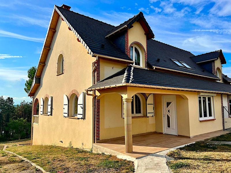 Maison - 115 m² - 5 pièces