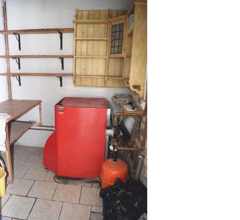 Maison - 202 m² - 9 pièces