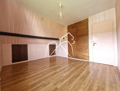 Maison - 116 m² - 8 pièces