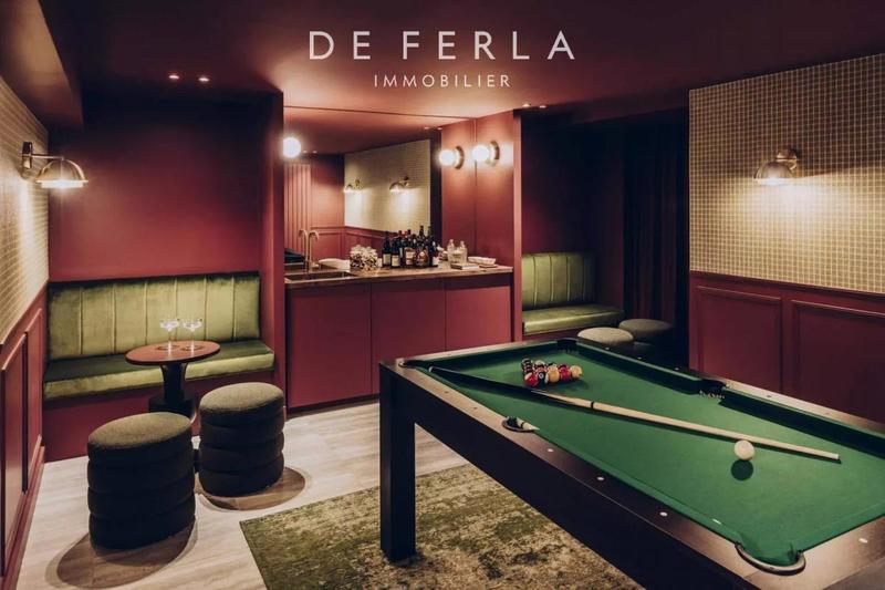 Maison de maîtres - 536 m² - 15 pièces