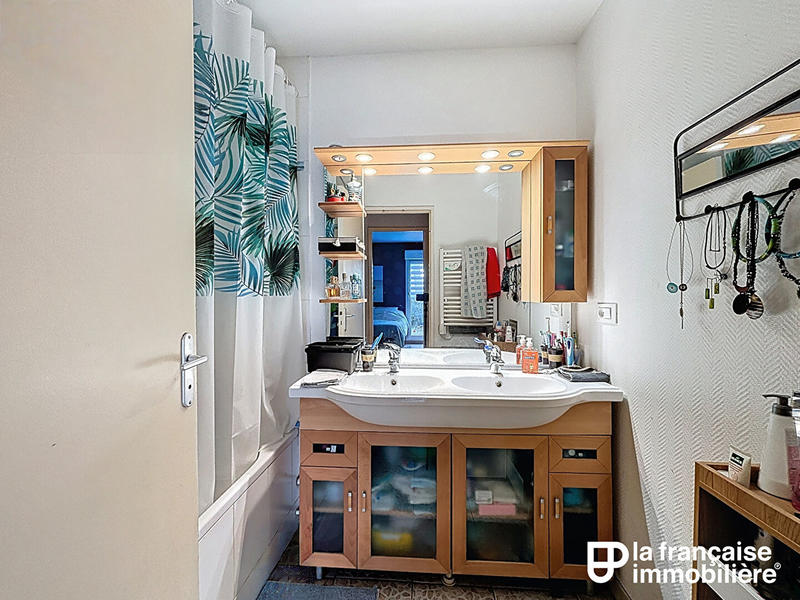 Appartement - 94 m² - 5 pièces