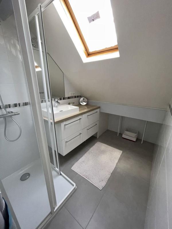 Pavillon - 143 m² - 7 pièces