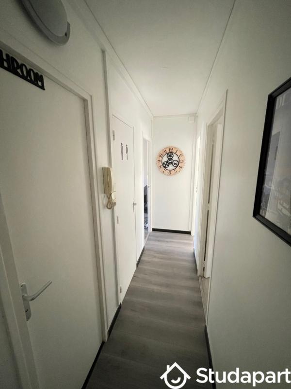 Appartement - 65 m² - 5 pièces