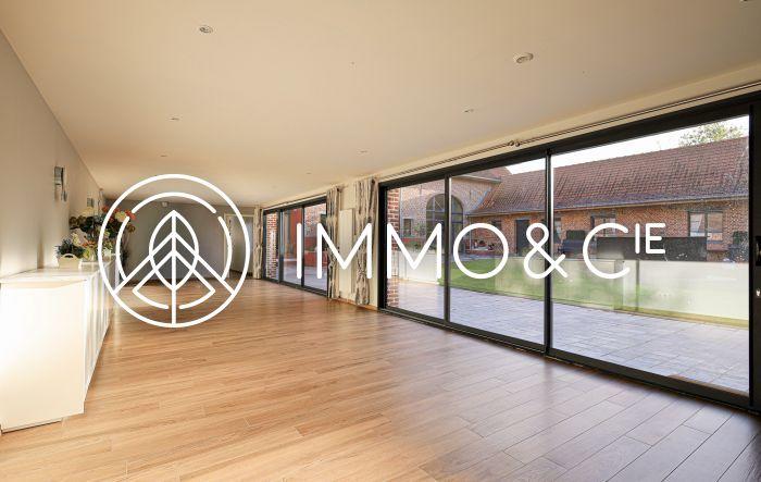 Maison - 570 m² - 17 pièces