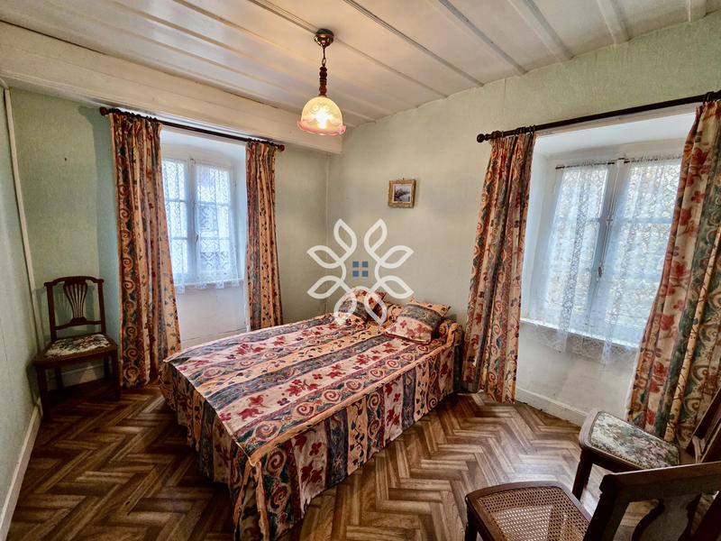 Maison de village - 95 m² - 5 pièces