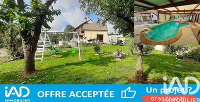 Maison - 208 m² - 8 pièces