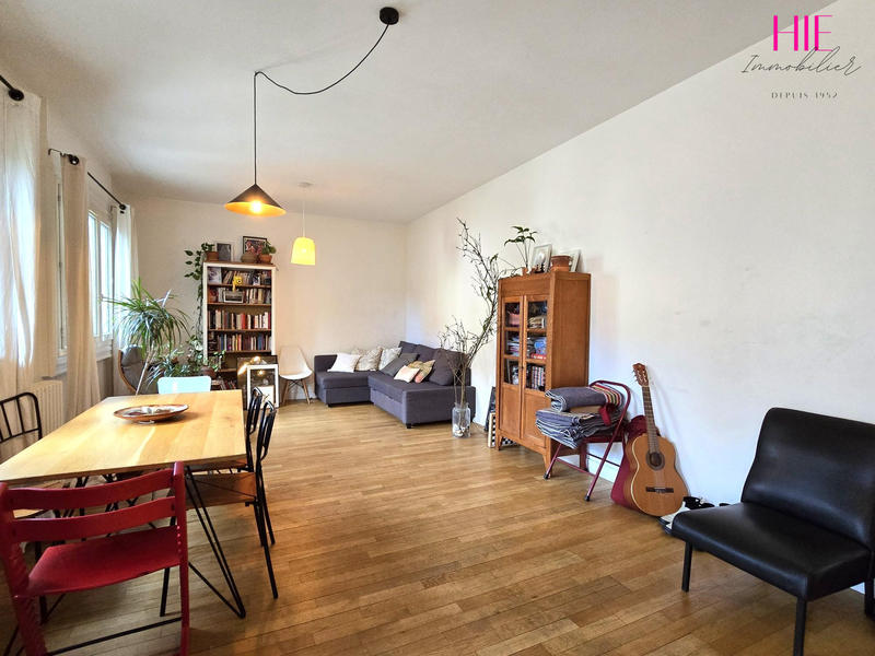 Maison traditionnelle - 100 m² - 6 pièces