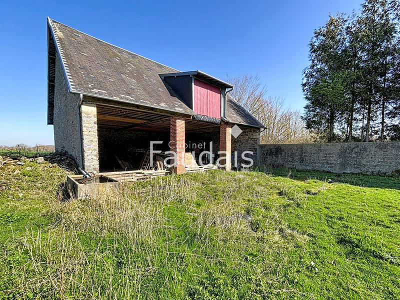 Maison - 426 m² - 2 pièces