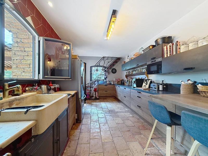 Bastide - 203 m² - 7 pièces