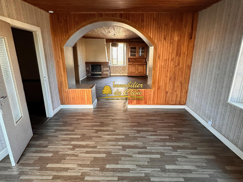 Maison - 250 m² - 10 pièces