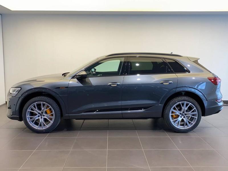Audi e-tron 55 quattro 408 ch s line