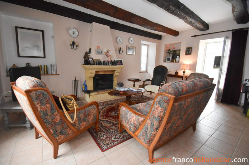 Maison jumelée - 145 m² - 6 pièces