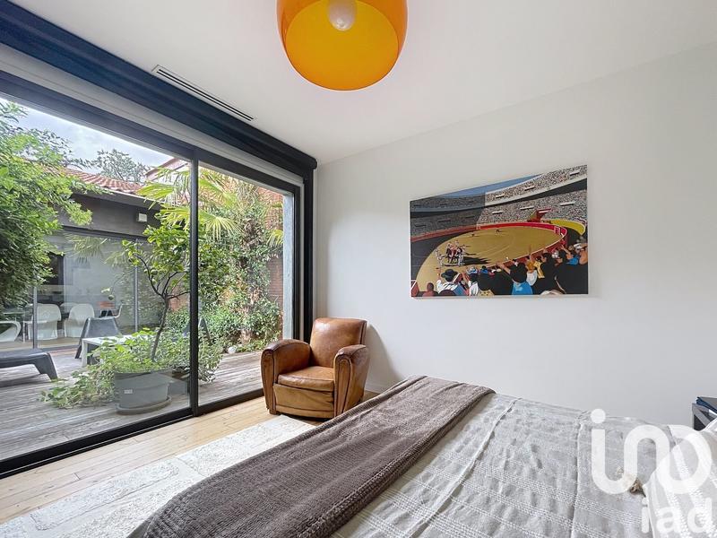 Maison - 197 m² - 9 pièces