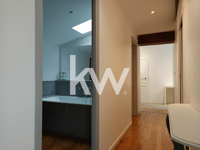 Maison - 196 m² - 8 pièces