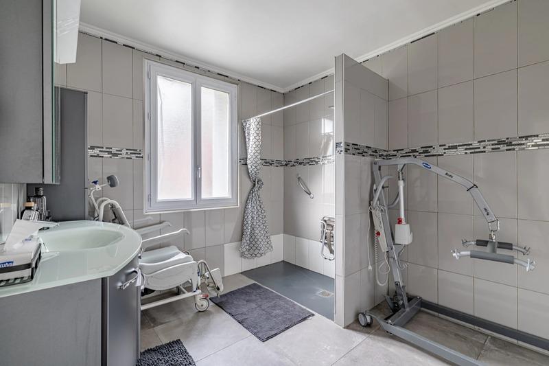 Maison - 138 m² - 6 pièces