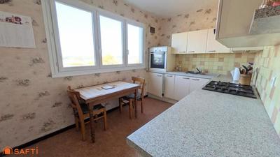 Appartement - 97 m² - 5 pièces