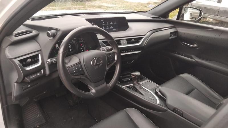 Lexus Ux 2.0 Vvt-iE 184 250h Hybrid 4wd Cvt Luxe - Entretien constructeur