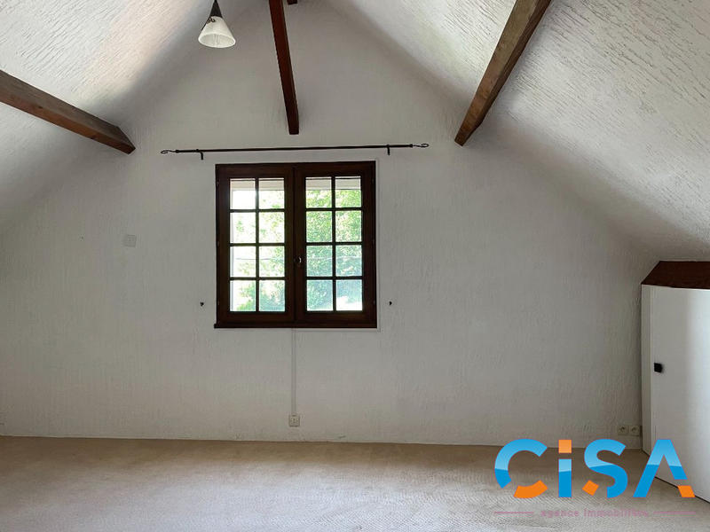 Maison traditionnelle - 130 m² - 6 pièces