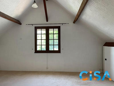 Maison traditionnelle - 130 m² - 6 pièces