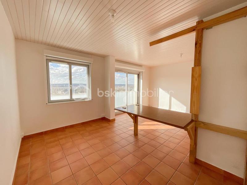 Appartement - 67 m² - 3 pièces
