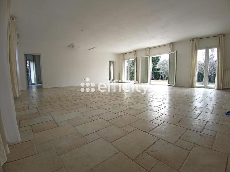 Maison - 153 m² - 4 pièces