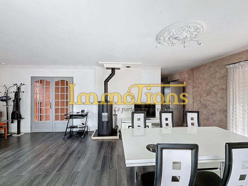 Maison - 96 m² - 4 pièces