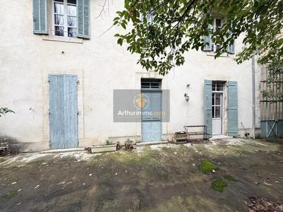 Appartement - 93 m² - 4 pièces