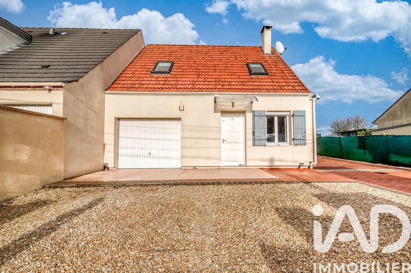 Maison - 80 m² - 4 pièces